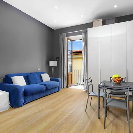 - Center * Сорренто