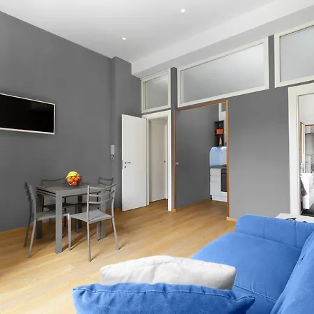 - Center Сорренто